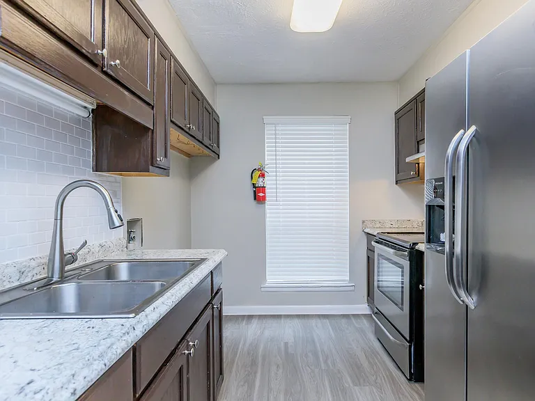 Ashley Oaks Apartments — Photo 33