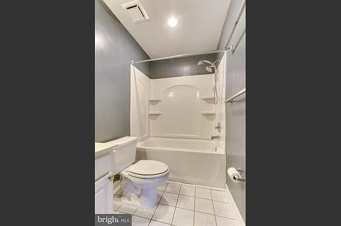 6924 Fairfax Dr #308 — Photo 25