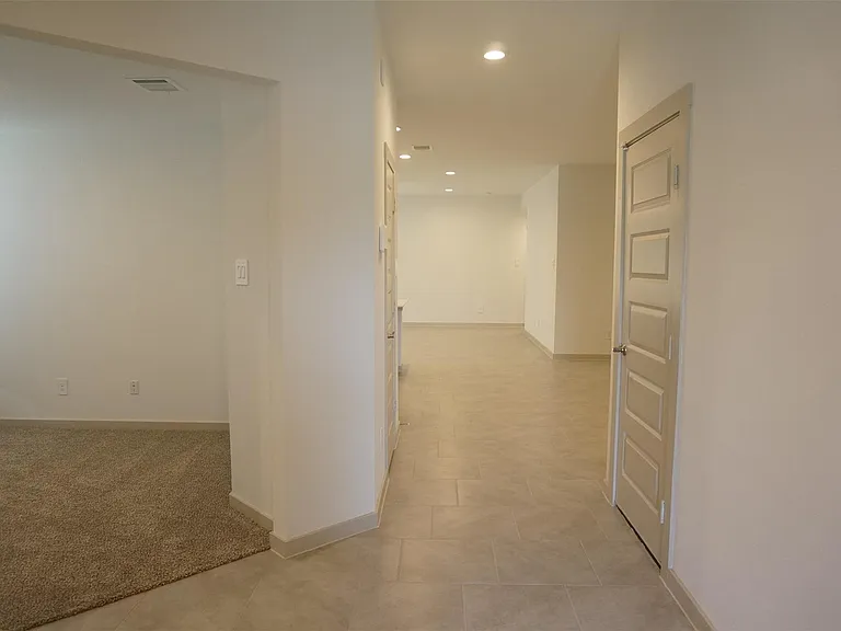 3966 Canyon Shore Ln — Photo 2