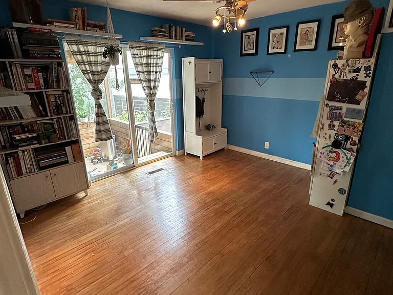 1712 Marsden Ave — Photo 7