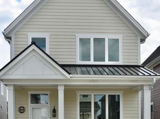 6253 West Foxtown DRIVE, Mequon, WI 53092