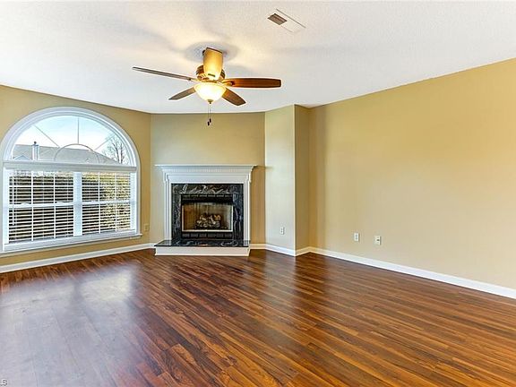 5th image of 3646-1C Morris Farm Dr