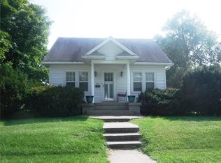 612 E Spruce St, Jerseyville, IL 62052