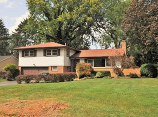 2114 Middlesex Rd, Columbus, OH 43220