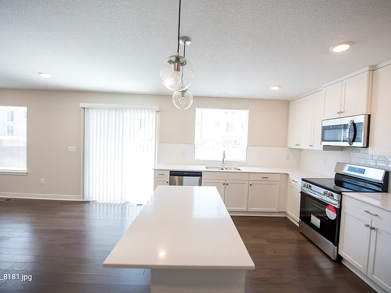 3728 SW Maryville Pl #3728 — Photo 5