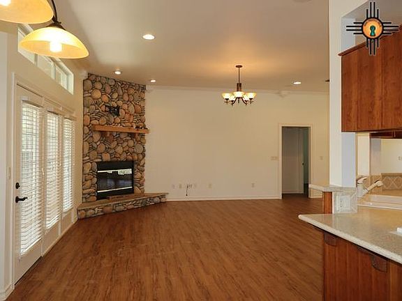 2nd image of 2405 Nicklaus Dr