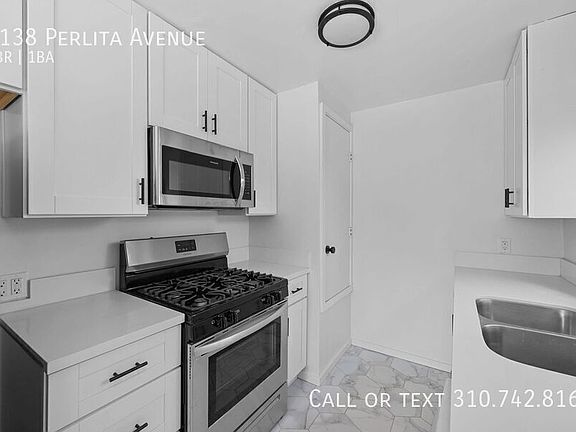 3rd image of 4138 Perlita Ave