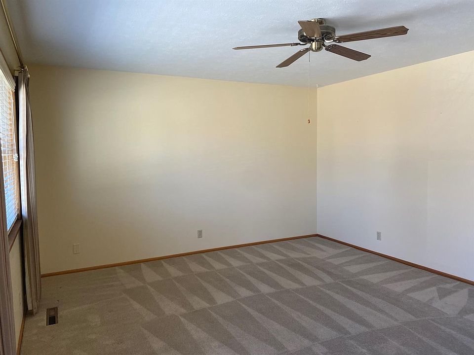 1st image of 1707 N Belmont Pl