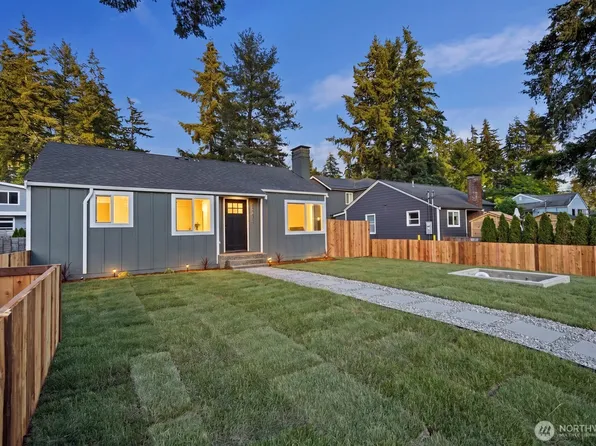 12042 5th Avenue NE, Seattle, WA 98125