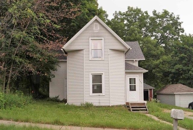 1st image of 707 Prospect St