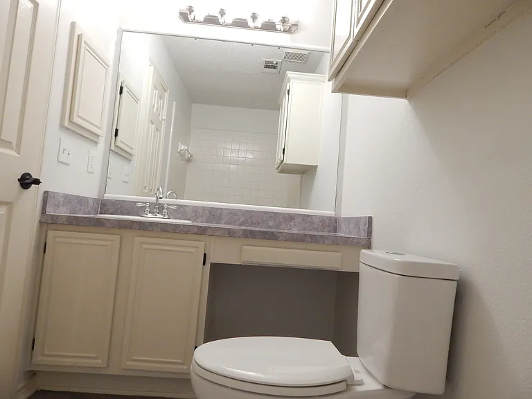 1412 Wesley Dr — Photo 19