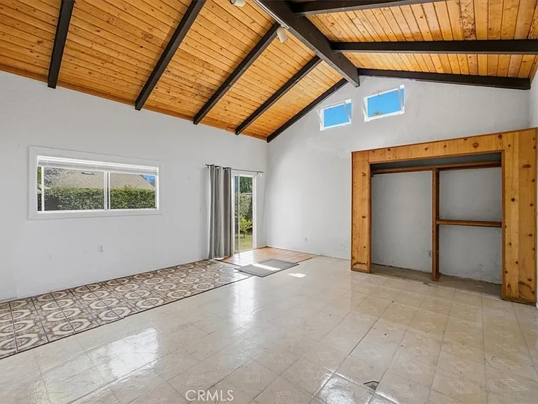 422 S Juanita Ave — Photo 21