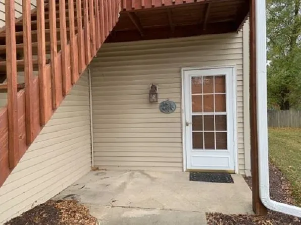 4802 Pine Meadow Pkwy APT 3, Loves Park, IL 61111