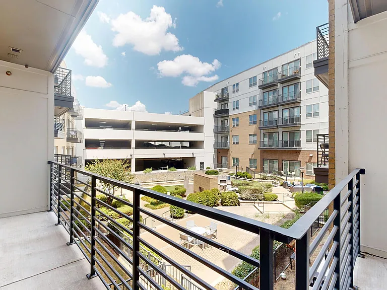 The Flats at Palisades — Photo 153