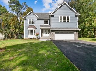 32 Liberty Ave, Berkeley Heights, NJ 07922