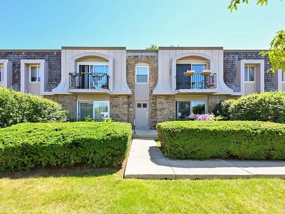 1st image of 7530 N Port Washington ROAD #203