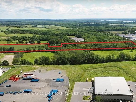 4th image of 461 Rcaf Rd