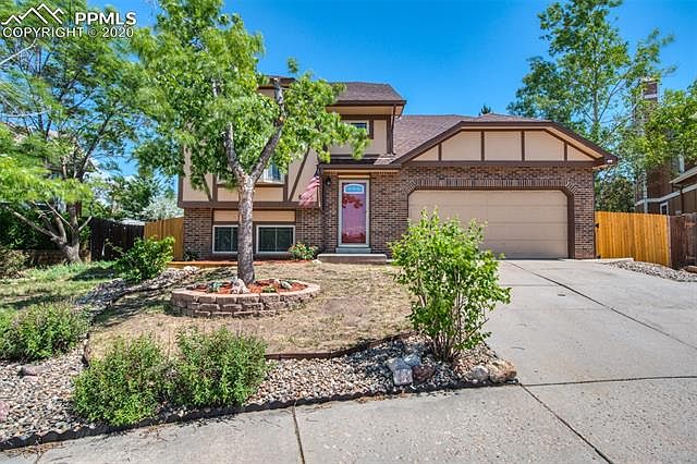 1st image of 8585 Ilex Dr