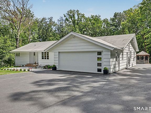 2nd image of 48 Mulberry Road