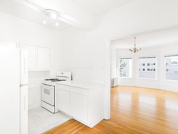3rd image of 430 9th Ave