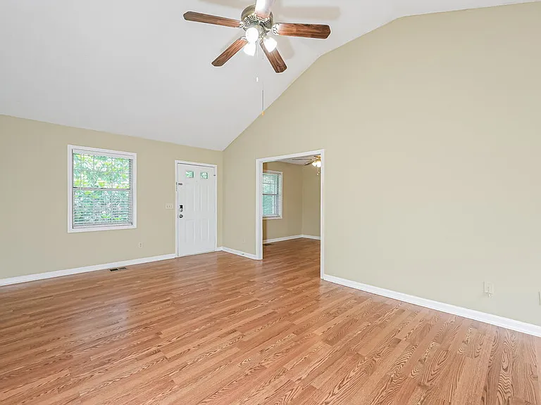1610 Summit Rdg — Photo 5