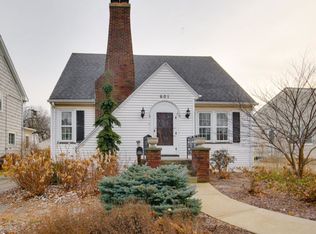 601 70th St, Kenosha, WI 53143