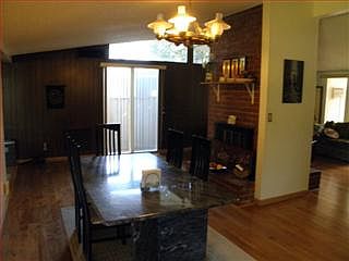 4th image of 375 Cronin Dr
