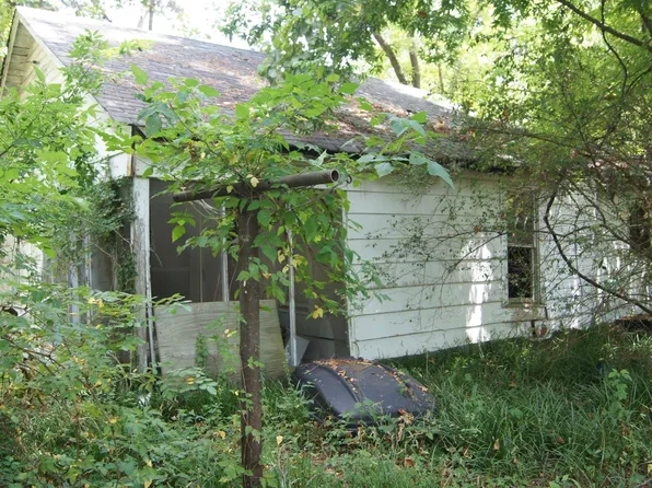 (undisclosed Address), Pine Bluff, AR 71601
