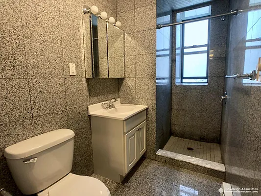 Rented by Sovereign Associates | media 15