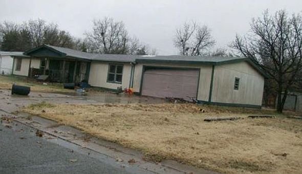 1st image of 1210 E 10th St