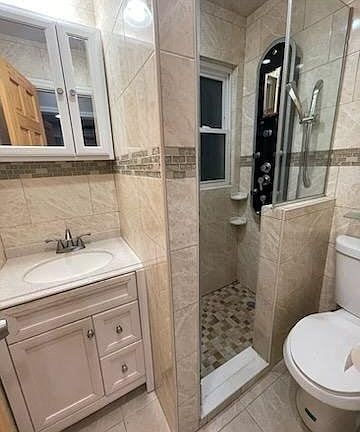 3rd image of 213-24 112th Ave Floor 1