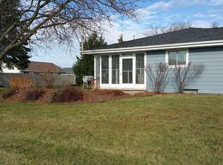 833 S Nash St, Hortonville, WI 54944