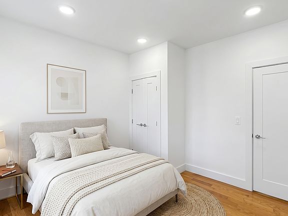 4th image of 154 W 128th St #3