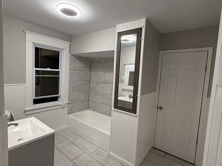 164 Parkridge Ave — Photo 1