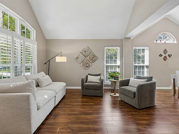 3rd image of 106 Tiburon Ct