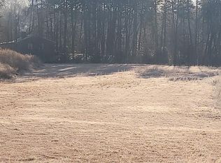 15 S Main St, Farmville, VA 23901