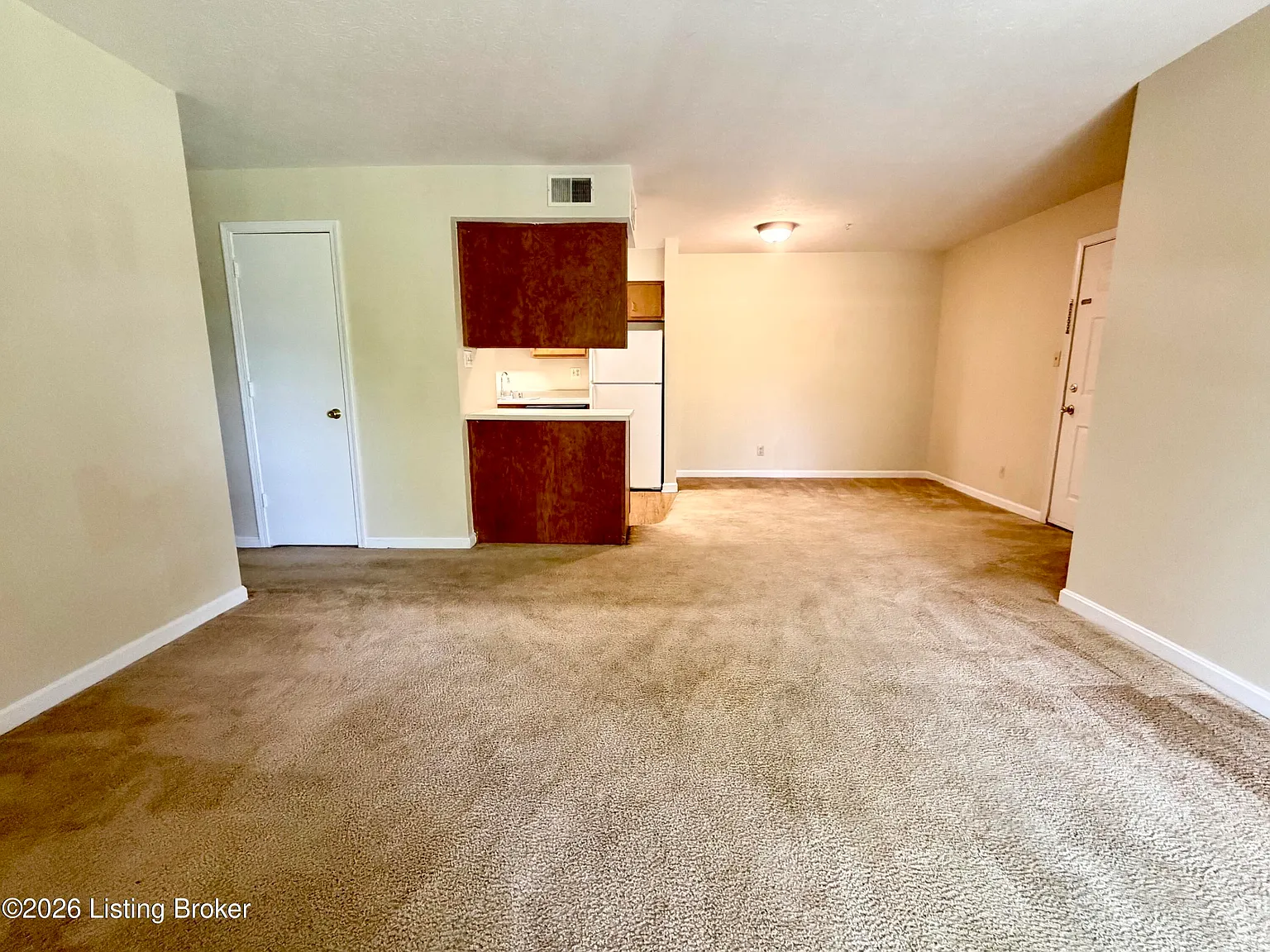 2 bed, 2.0 bath, 1150 sqft, $1,195 — Photo 2
