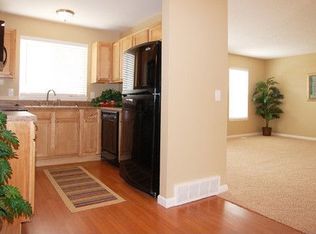 19562 E Buchanan Pl, Aurora, CO 80011