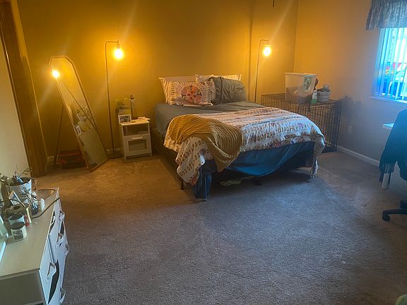 5th image of 3614 Joan Ln