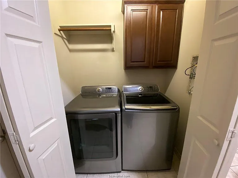 212 Forest Dr — Photo 19