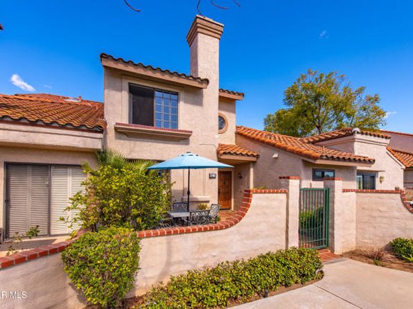 422 Country Club Dr APT B, Simi Valley, CA 93065