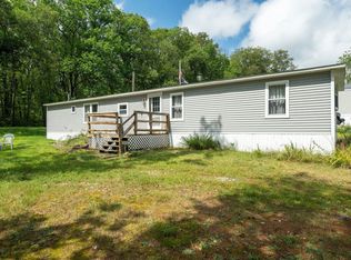 17 Hillside Dr, Allenstown, NH 03275