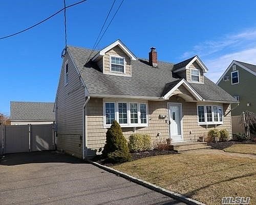 1st image of 909 Sunrise Ave
