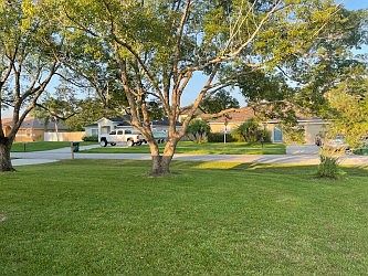 3rd image of 901 Picasso Ave