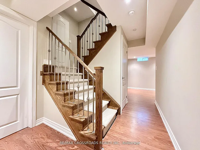 158 Gail Parks Cres — Photo 20