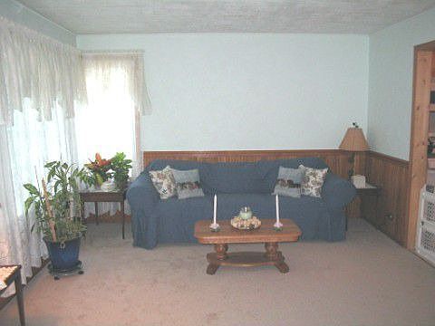 2nd image of 9740 Johanna Ave
