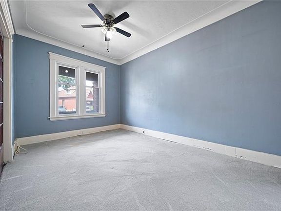 5th image of 88 Ontario St