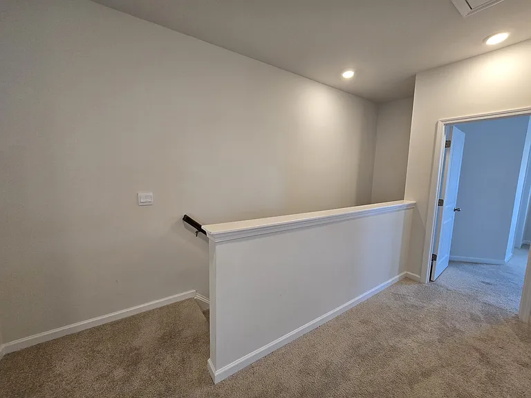 803 Washington St — Photo 15