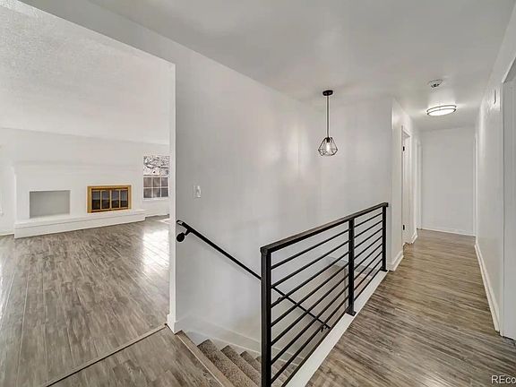 4th image of 4666 Freeport Way