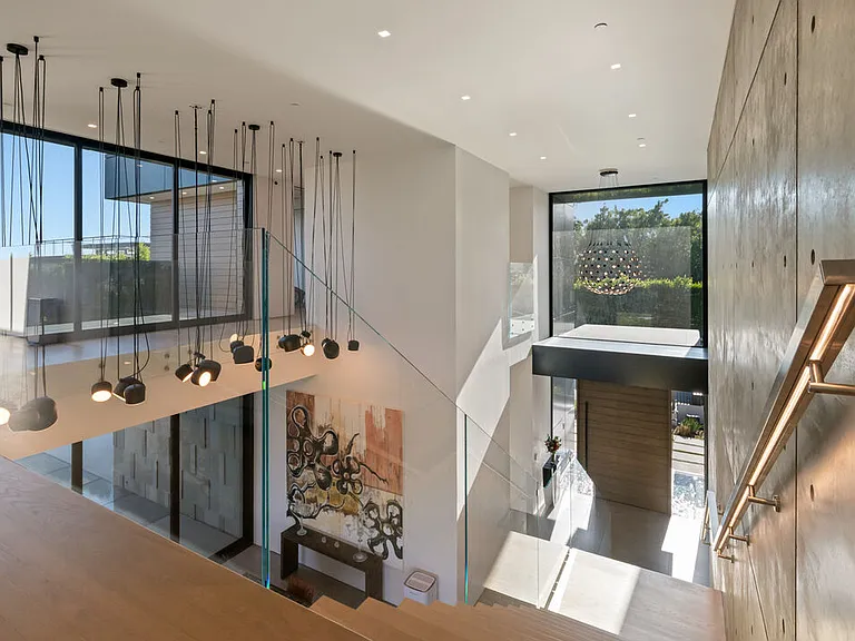 1140 Summit Dr — Photo 26
